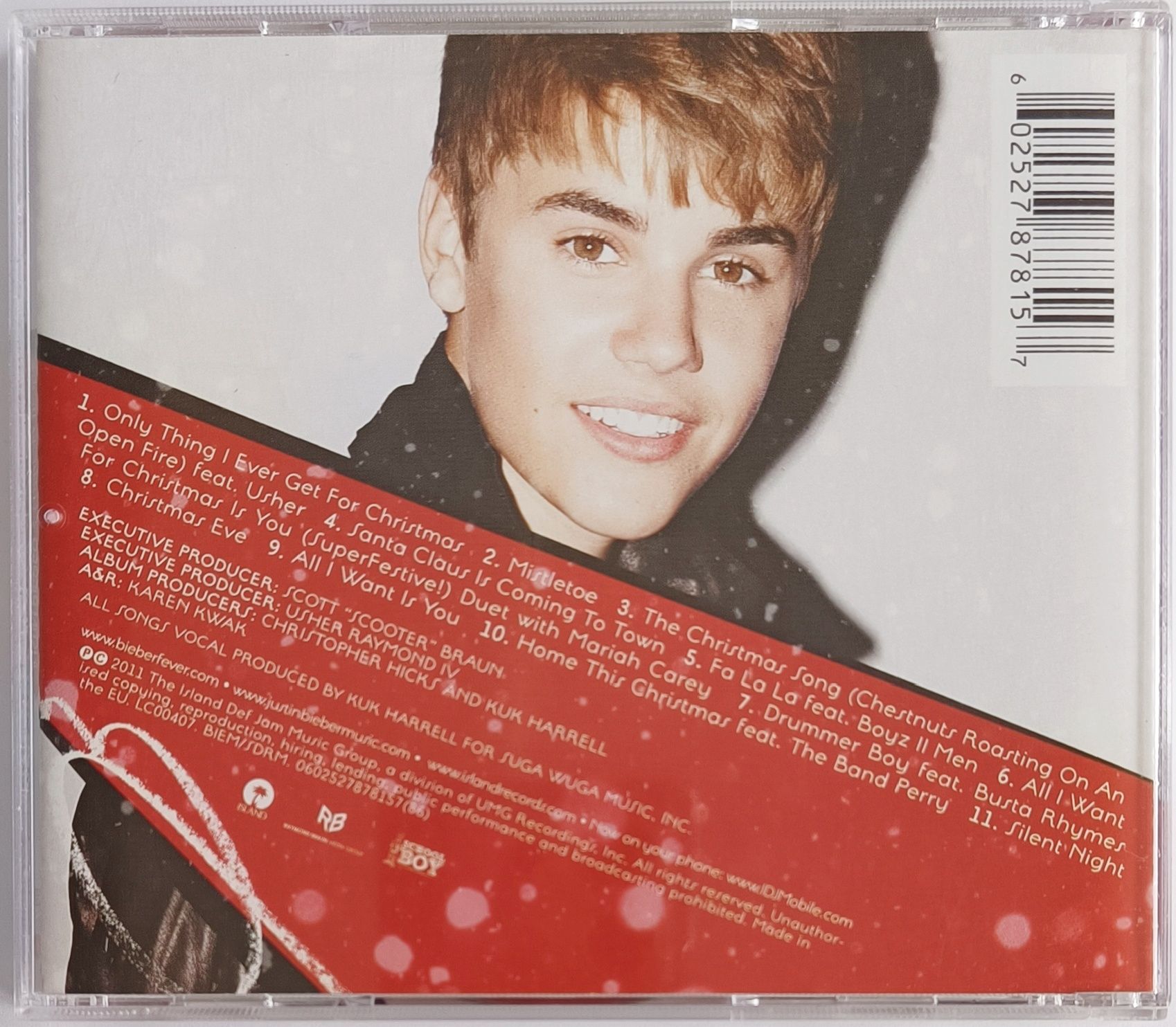 Justin Bieber Under The Mistletoe 2011r