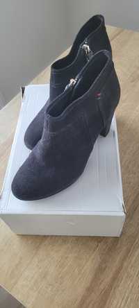 Buty damskie skórzane Tommy Hilfiger botki