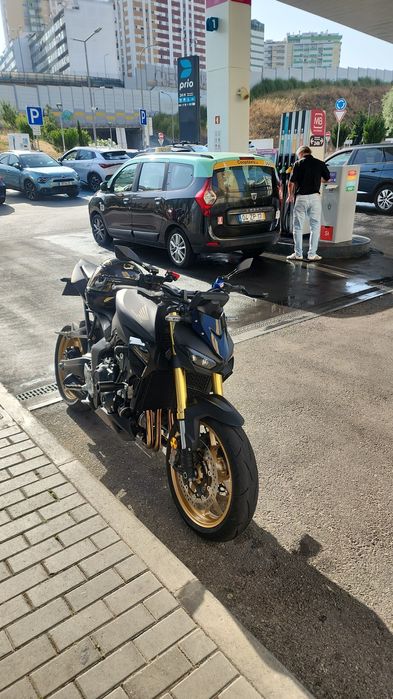 CB hornet 1000 SP