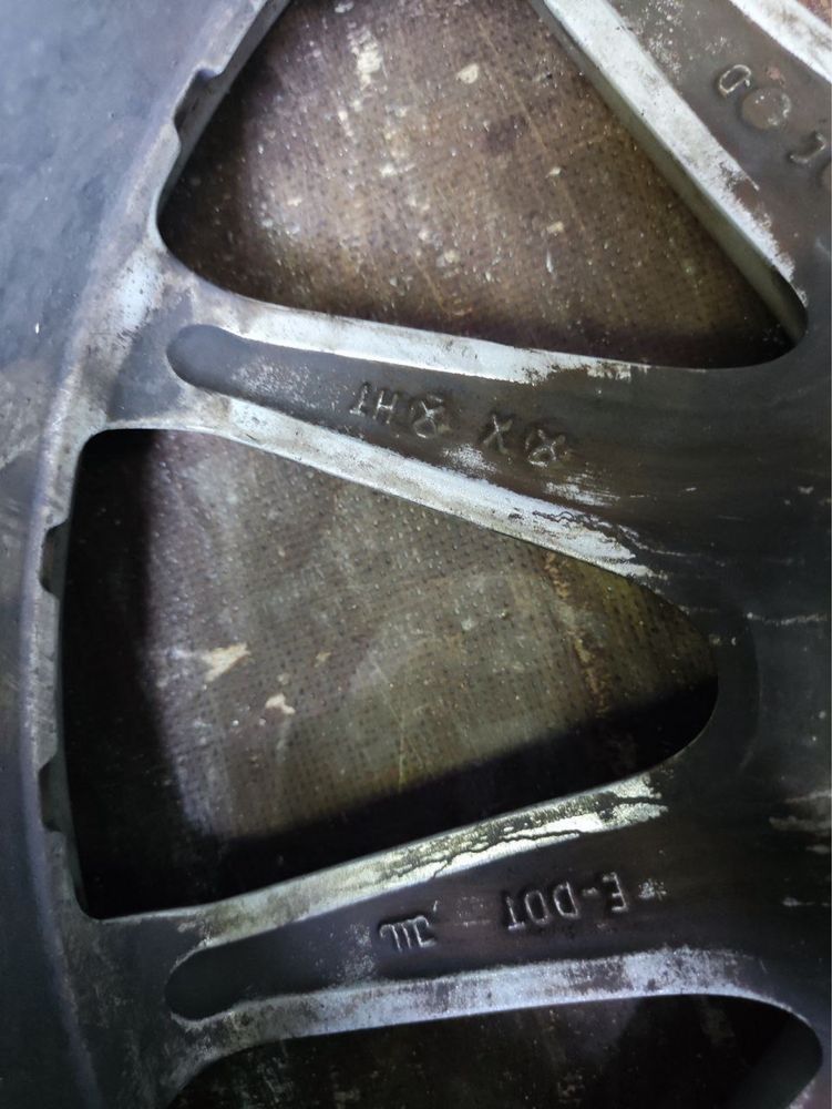 Диски Land Rover OEM BJ32-1007-AE 7x17 5x108 ET45 DIA63,4 (silver) Б/У