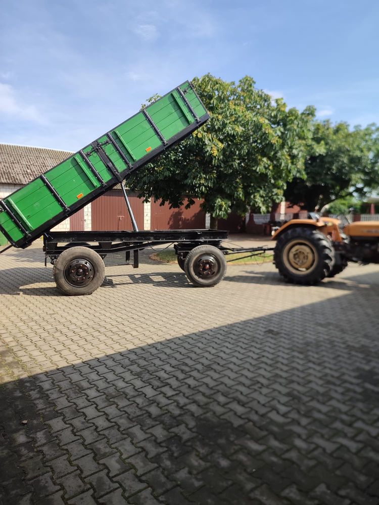 Przyczepa rolnicza 8 Ton wywrot