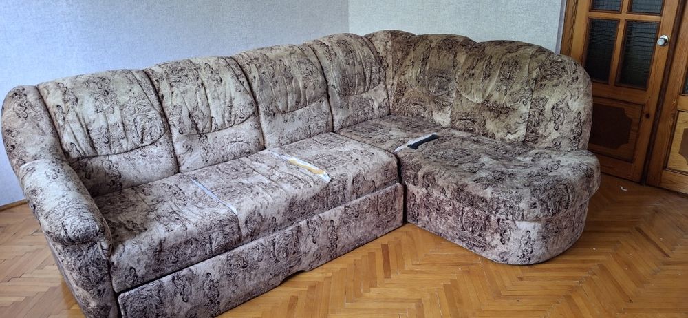 Продам диван.Терміново!