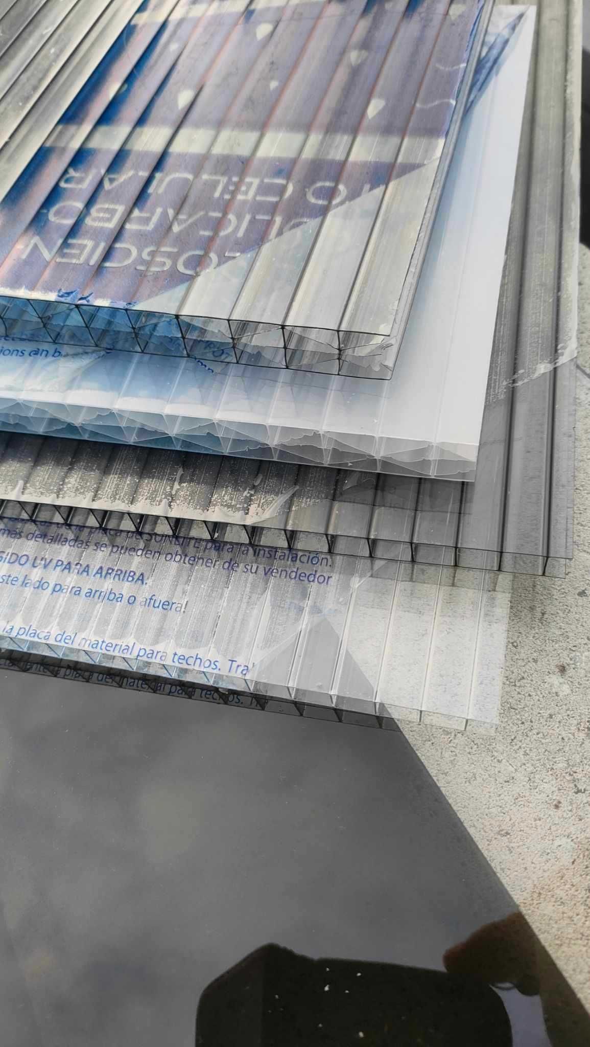 Szyba okno szyby poliwęglanowe płyty poliwęglan plastik płyta dach