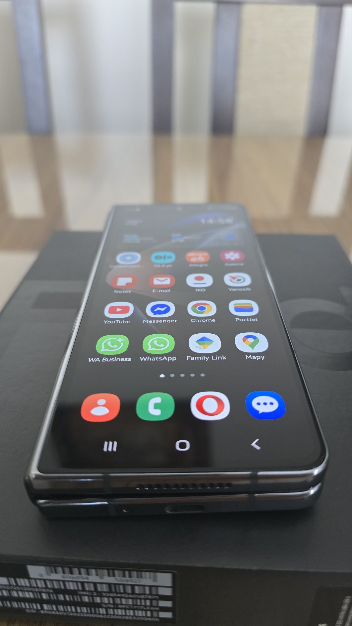 Samsung Galaxy Fold 4 12/512 Sklep Samsung. Duży zestaw