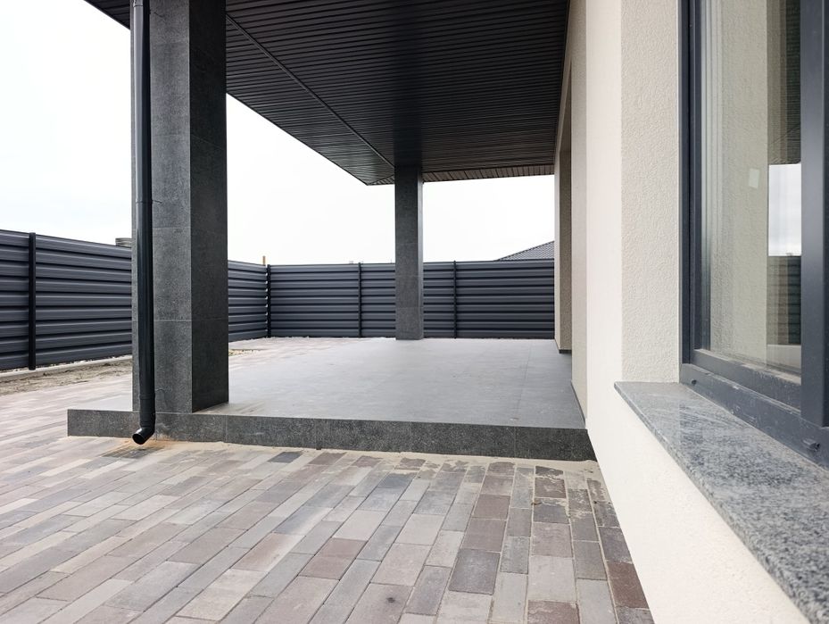 Новий будинок під лісом в м.Черкаси