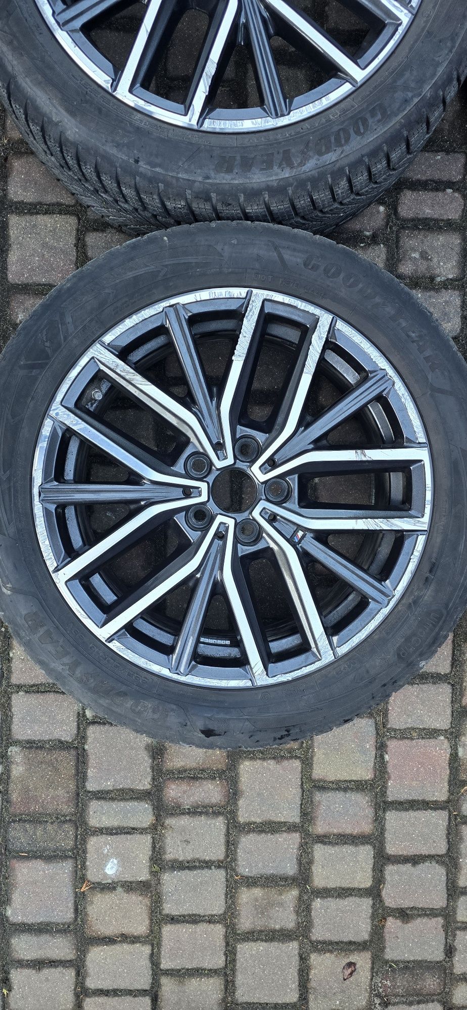Komplet kół  koła  felgi 18" m pakiet BMW X1 X2 U11