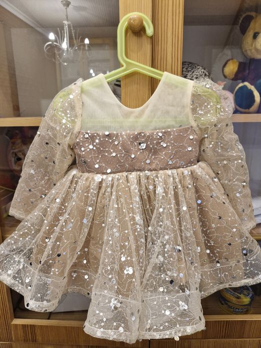 Святкова сукня на дівчинку 1-2 роки