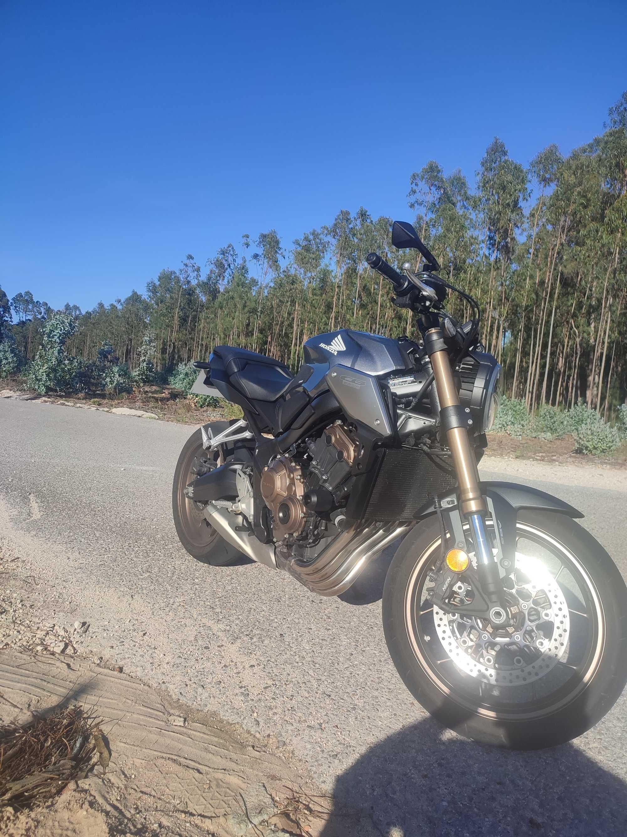 Honda cb650r 2022