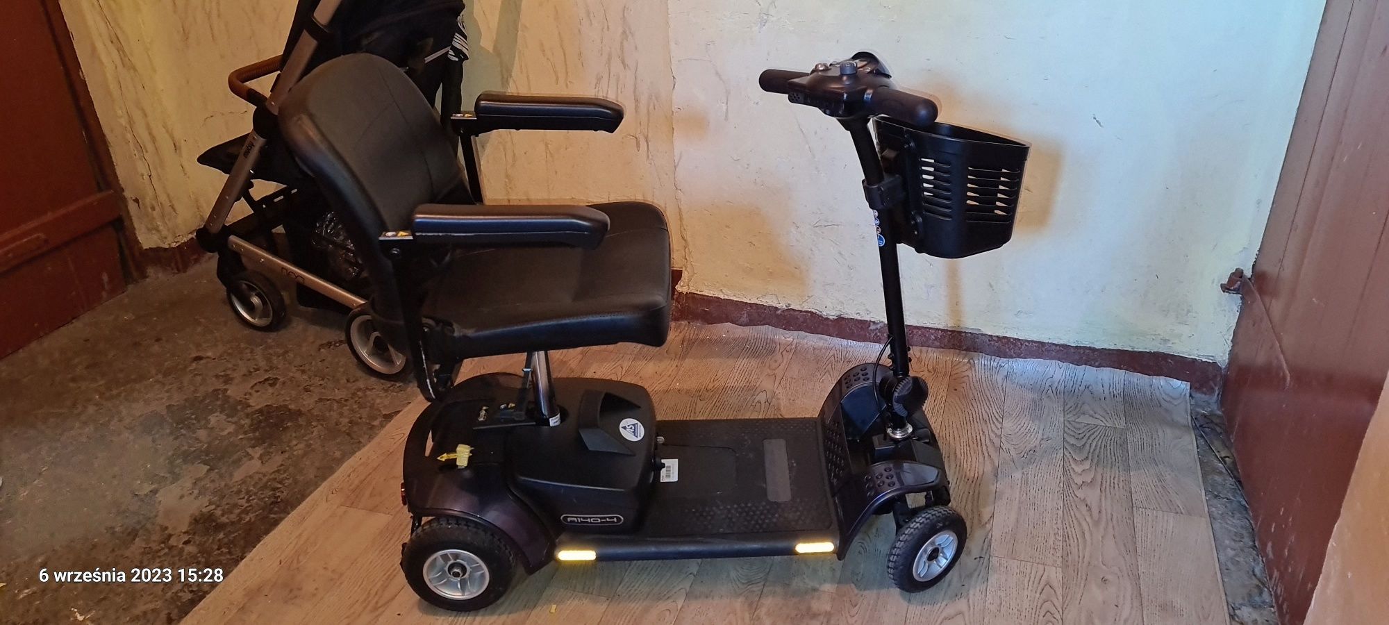 Elektryczny wózek inwalidzki