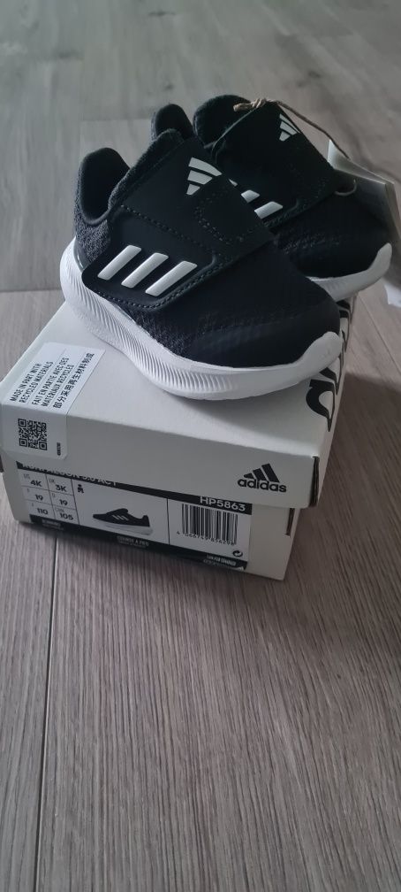 Adidas runfalcon 3.0 nowe rozmiar 19 dziecięce