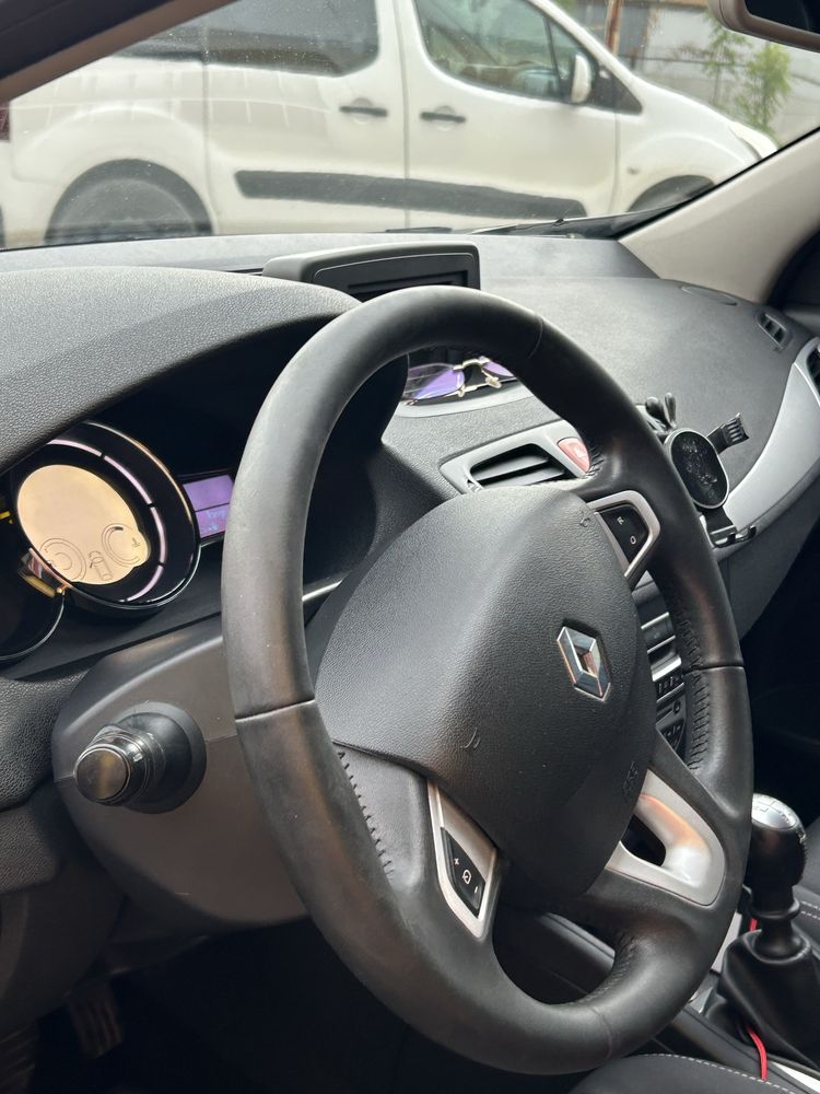 Renault megane 1.5 coupe