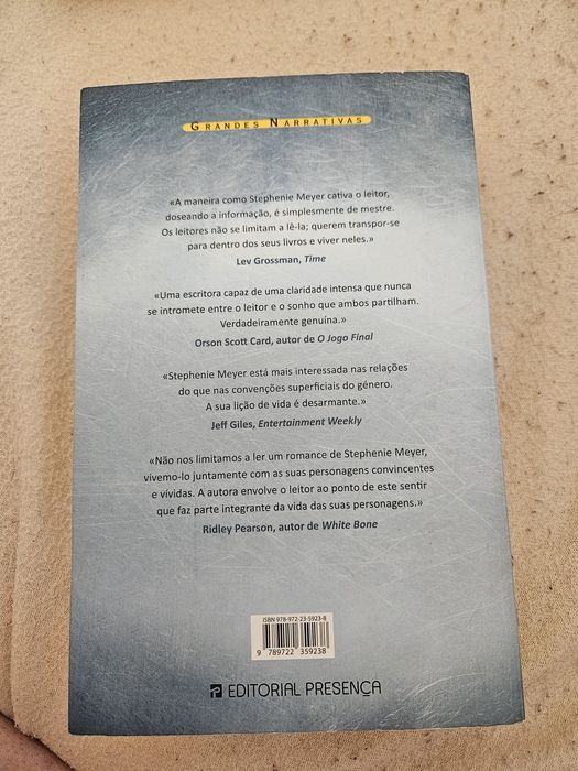 Livro "A química" de Stephenie Meyer