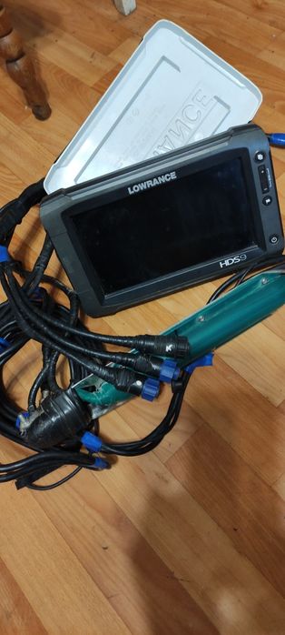 Эхолот Лоуренс HDS 9 gen2