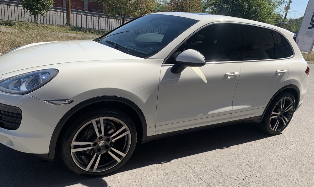 Продам ОФИЦАЛЬНЫЙ Cayenne!
