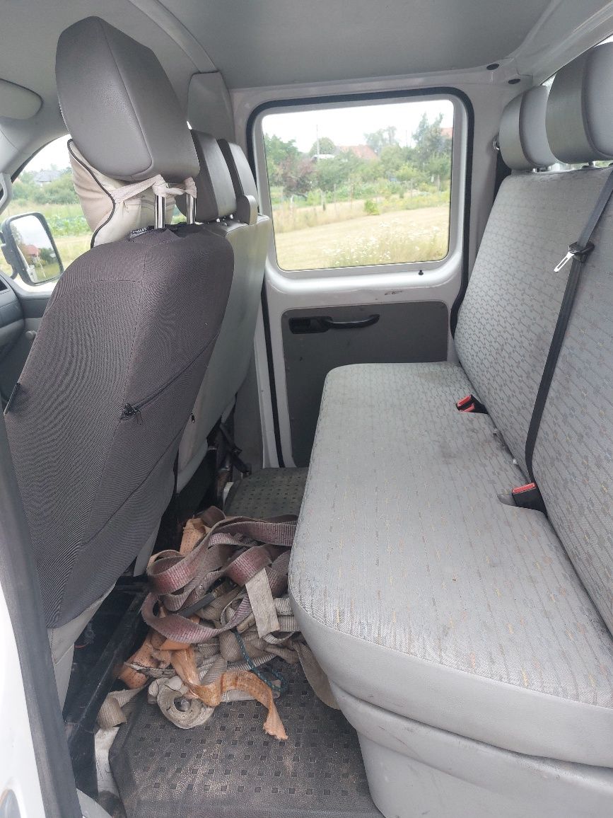 VW TRANSPORTER T5 Doka 2.0 TDI 2011 rok 102 konie plus chip