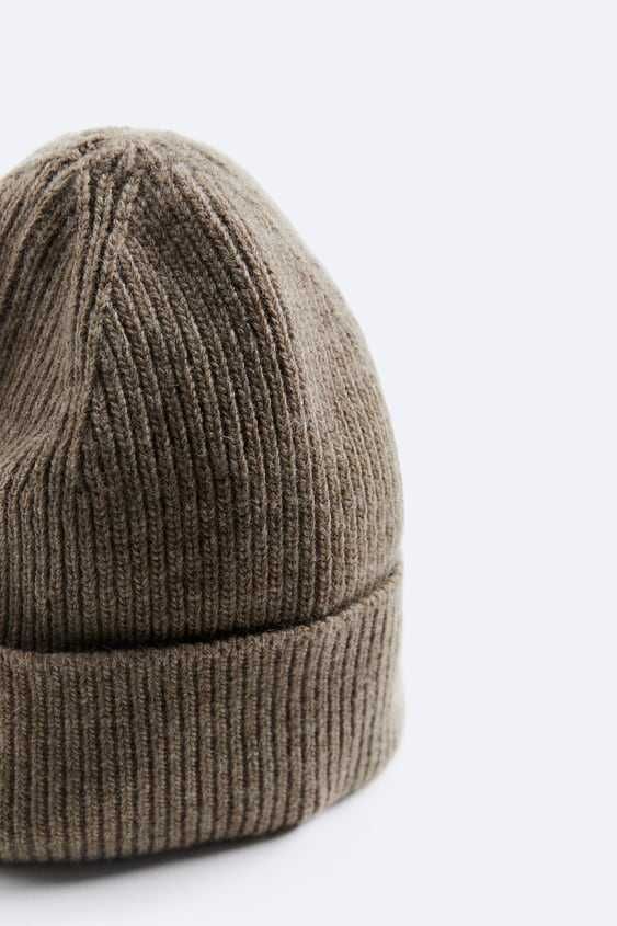 Zara шапка жіноча.