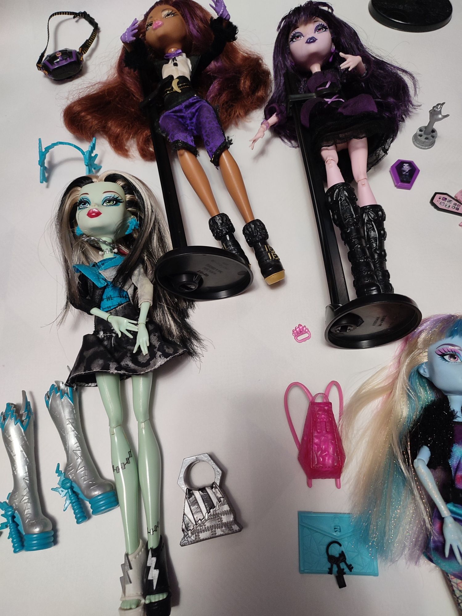 Продам коллекцию  кукол Monster High (Монстер Хай) оригинальные