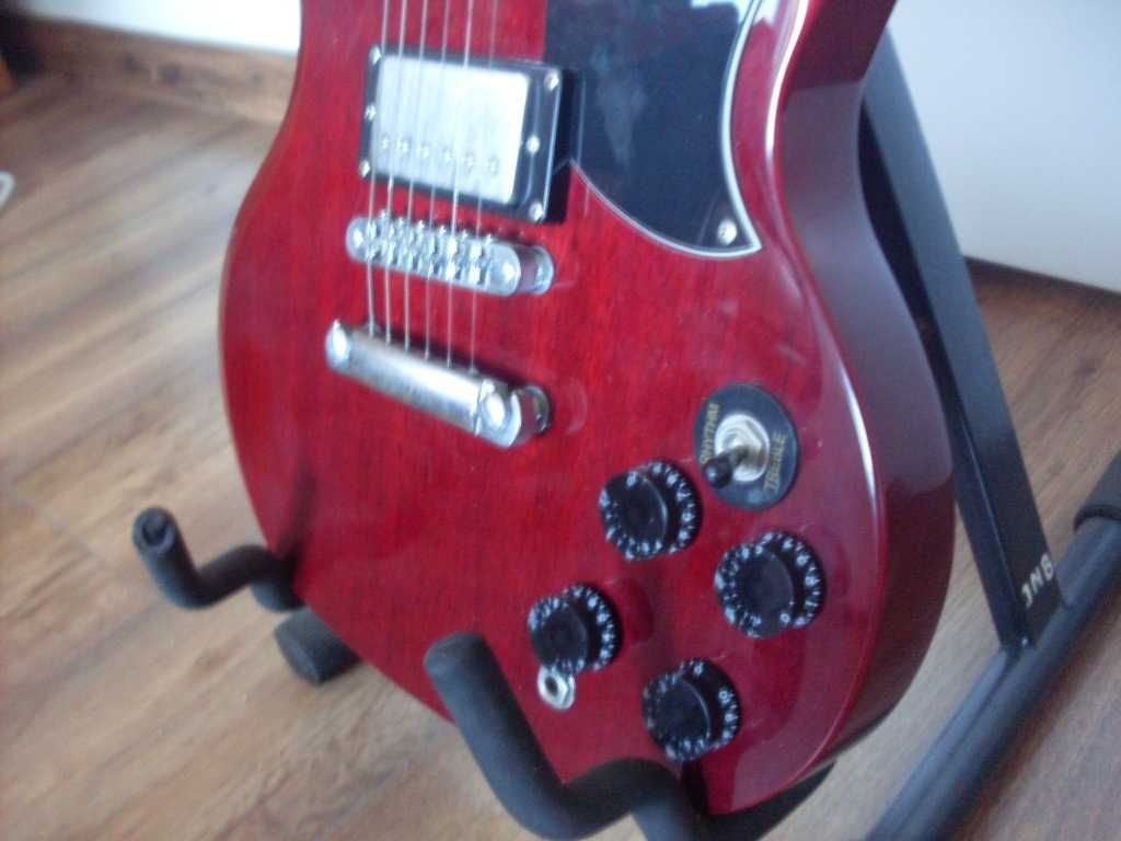 Gitara elektryczna firmy Eagletone typ SG