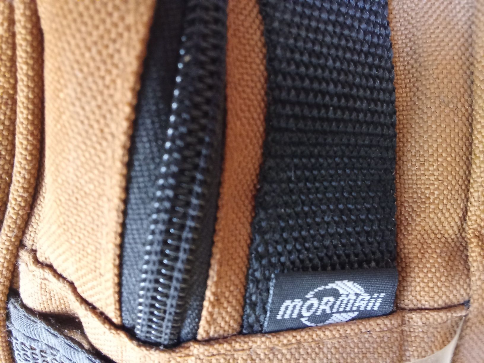 Mochila Mormaii castanha