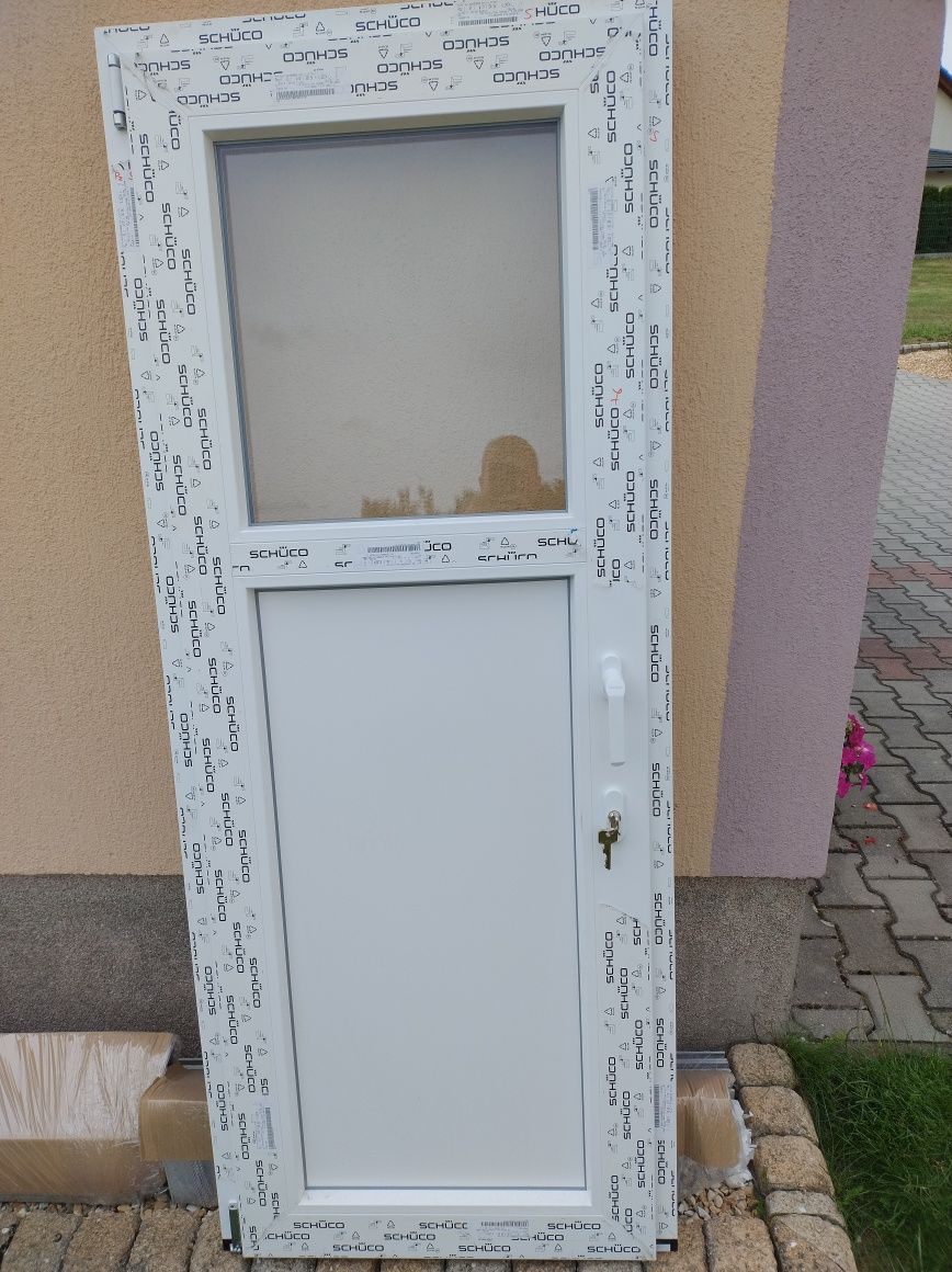 Drzwi balkonowe 178 x 72