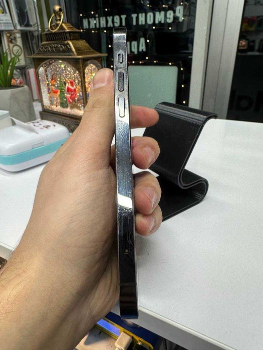 iPhone 12 Pro 128 GB Neverlock у відмінному стані