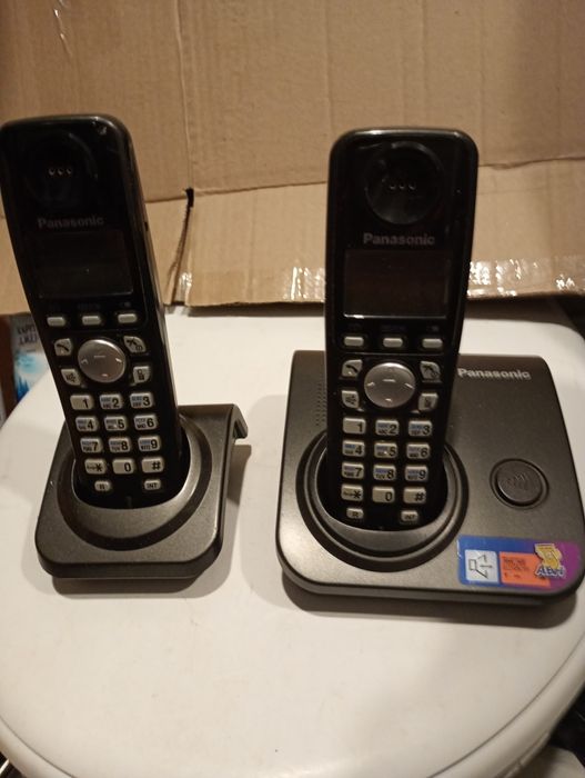 Panasonic KX-TG7207UA – 2 трубки + базы

Продам радиотелефон Panasonic