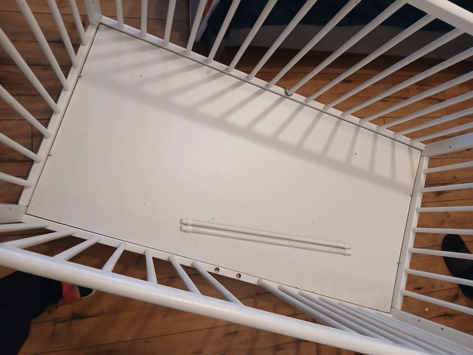 Łóżeczko białe z szufladą