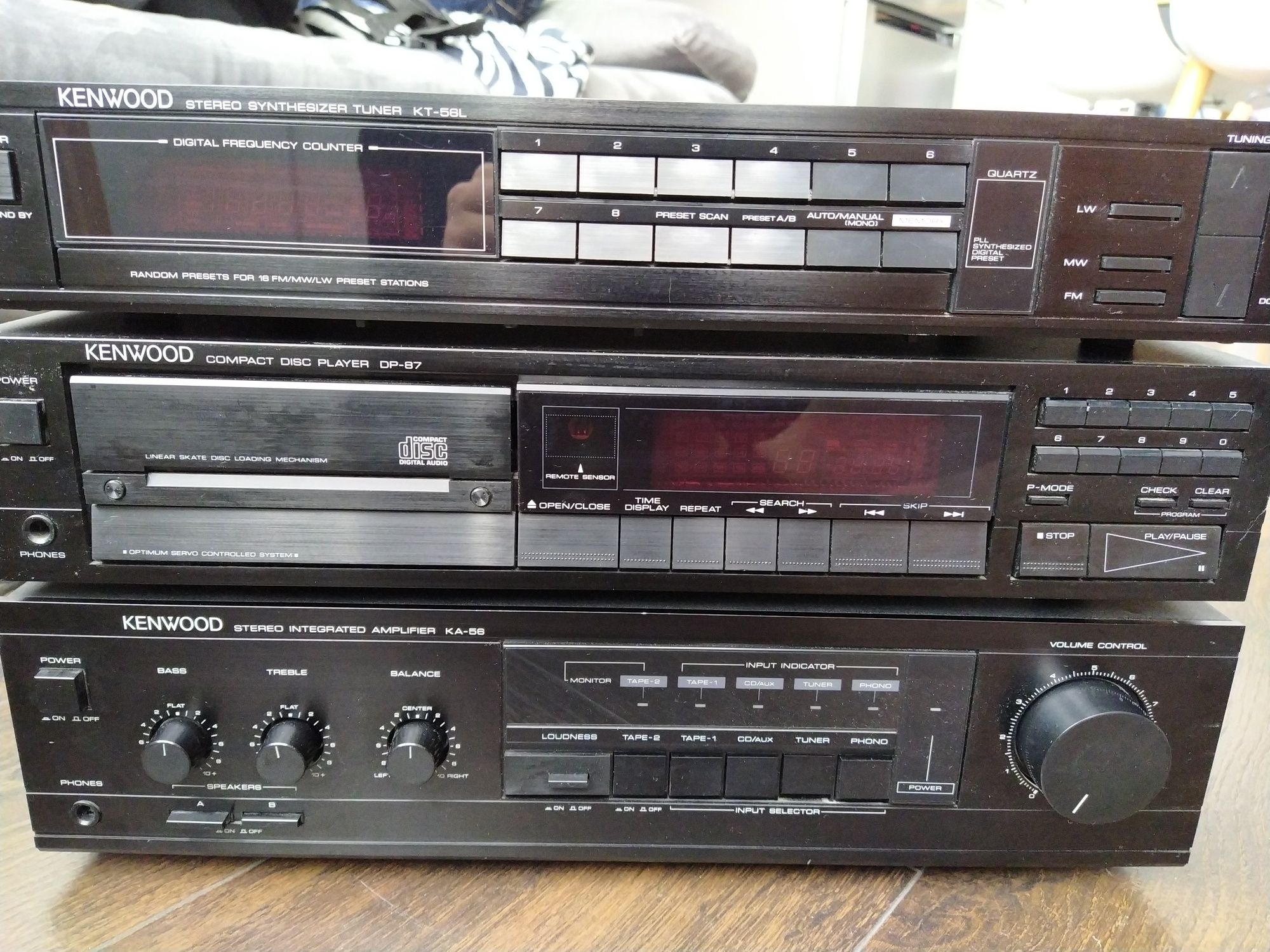 Odtwarzacz CD KENWOOD DP-87 + Tuner KT-56L