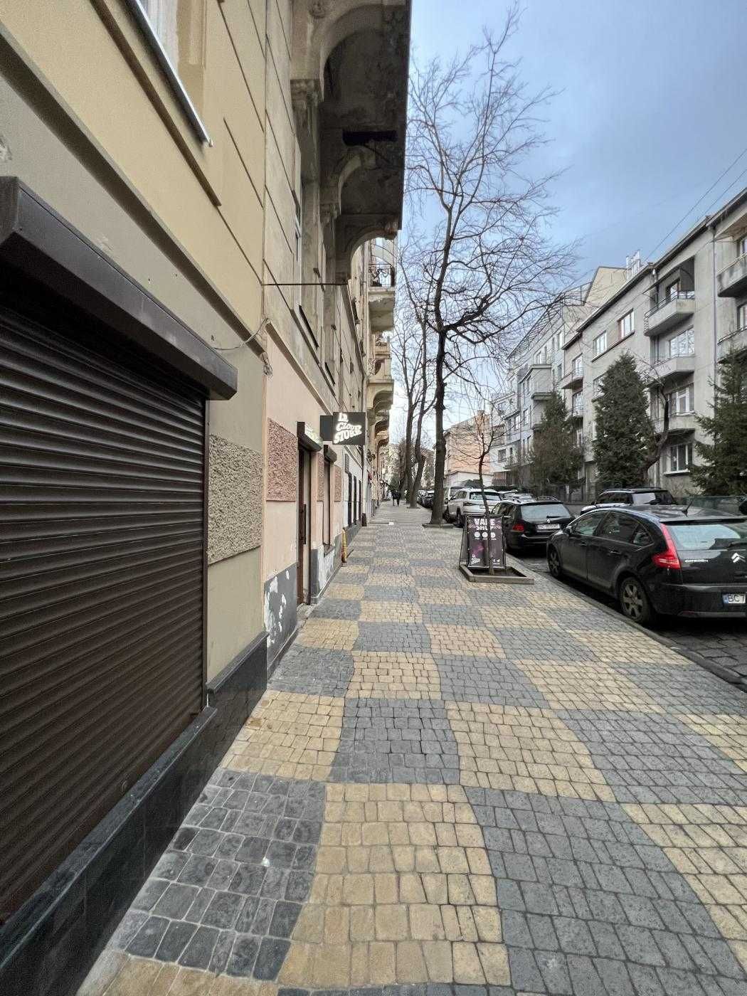 Продаж фасадного комерційного приміщення, вулиця Глибока