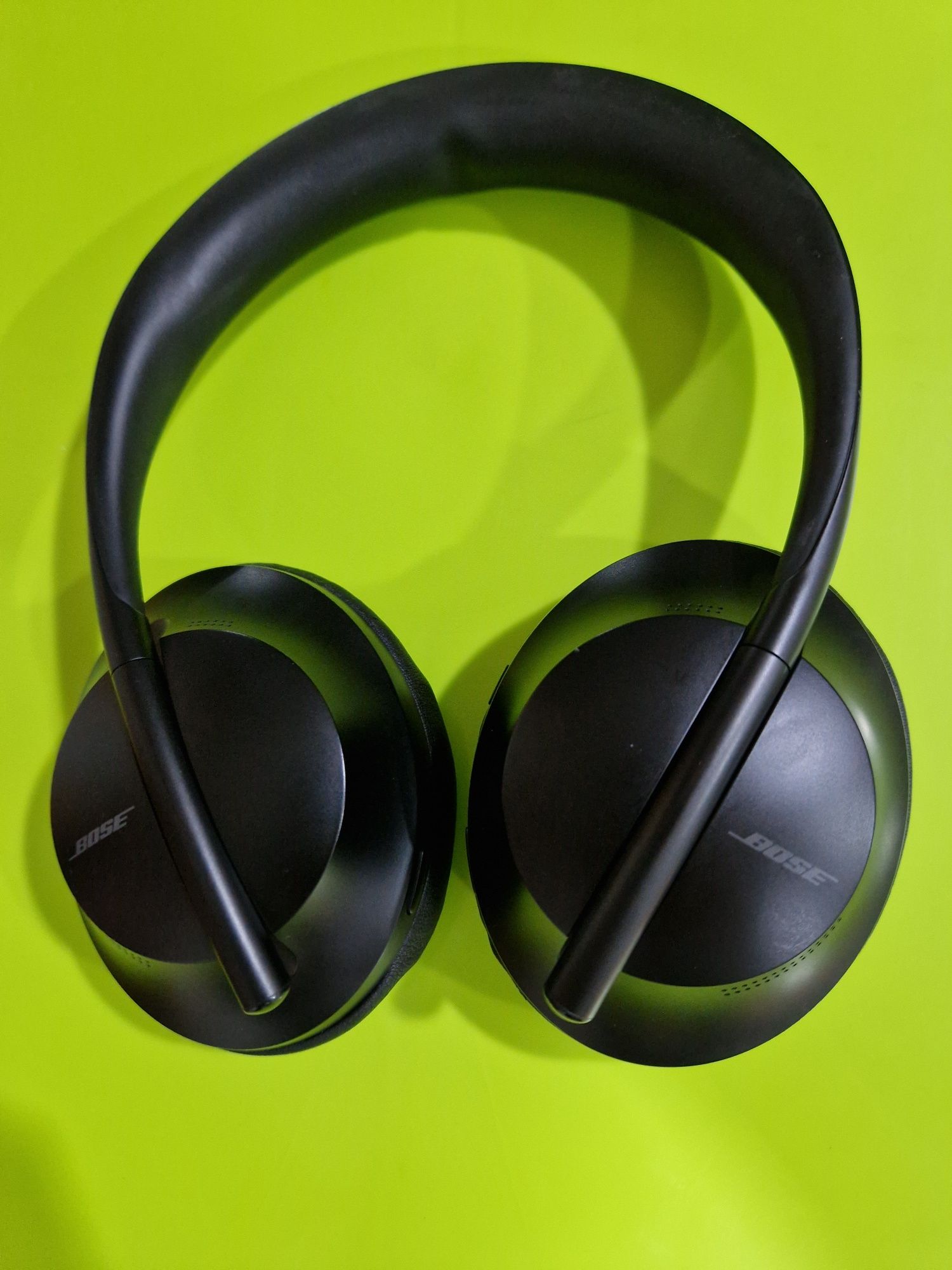 Auscultadores Bluetooth BOSE Nc 700 (On Ear - Microfone - Noise Cancel