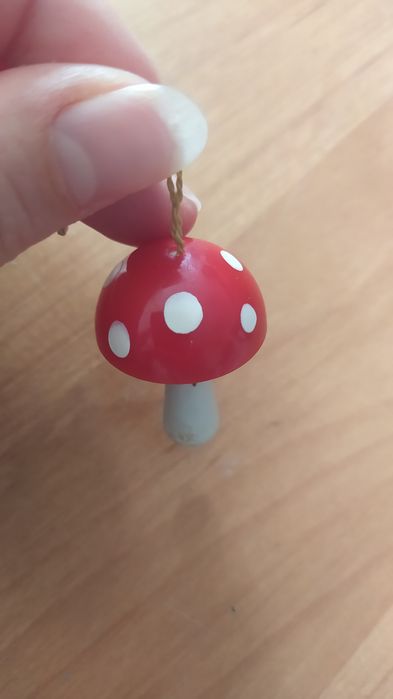 Plastikowy grzybek bombka PRL