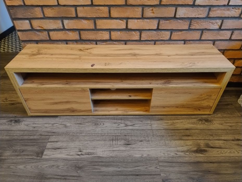 Szafka pod telewizor