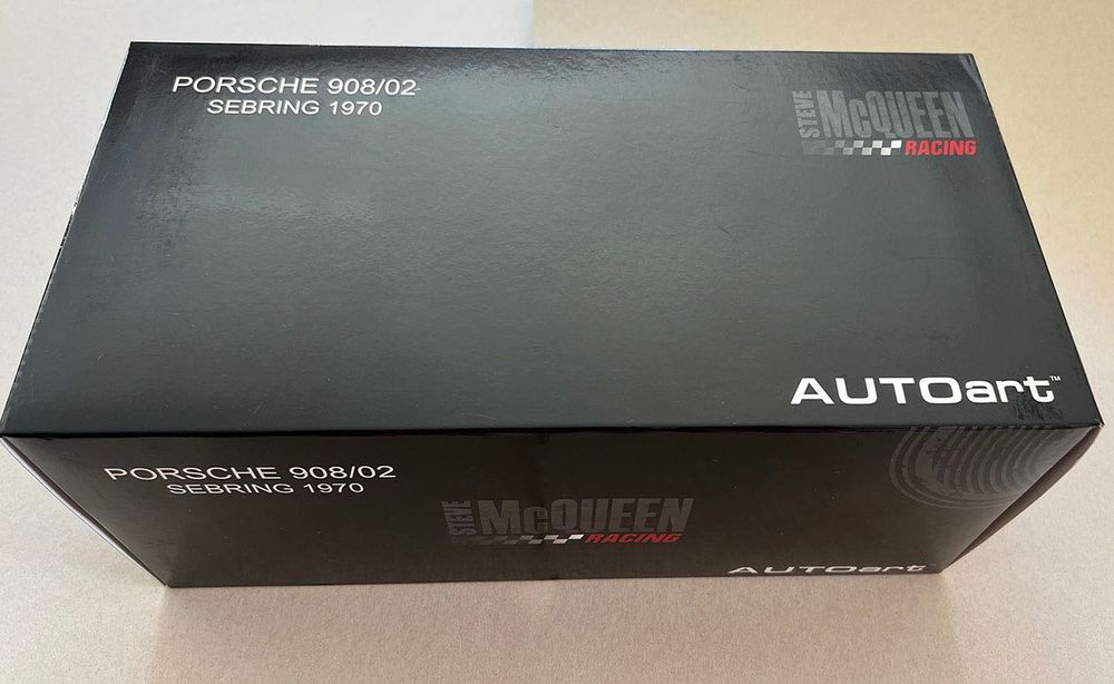 AUTOART 1/18 Porsche 908 Steve McQueen (rara)