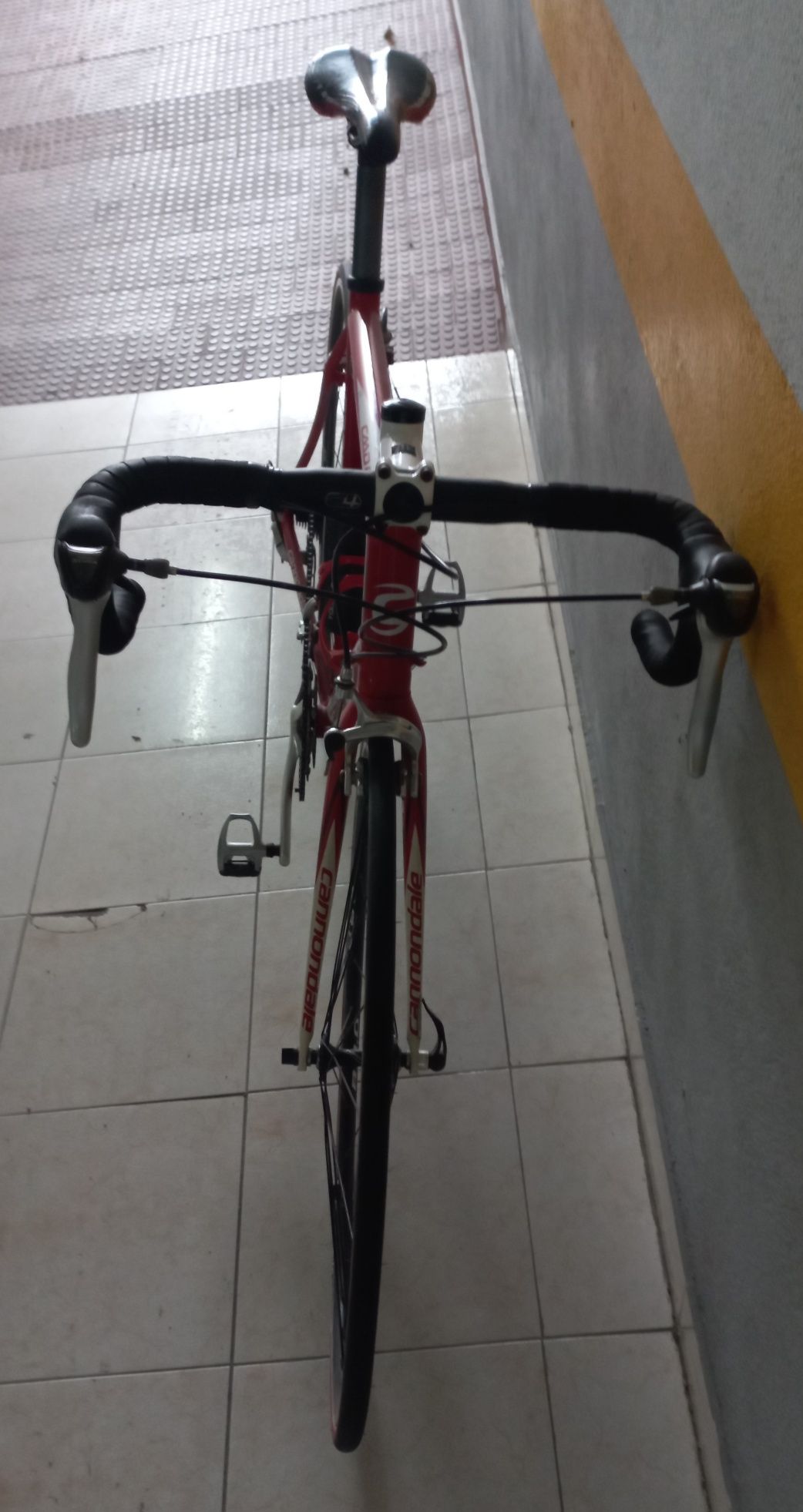 Bicicleta "Cannondale Caad8"