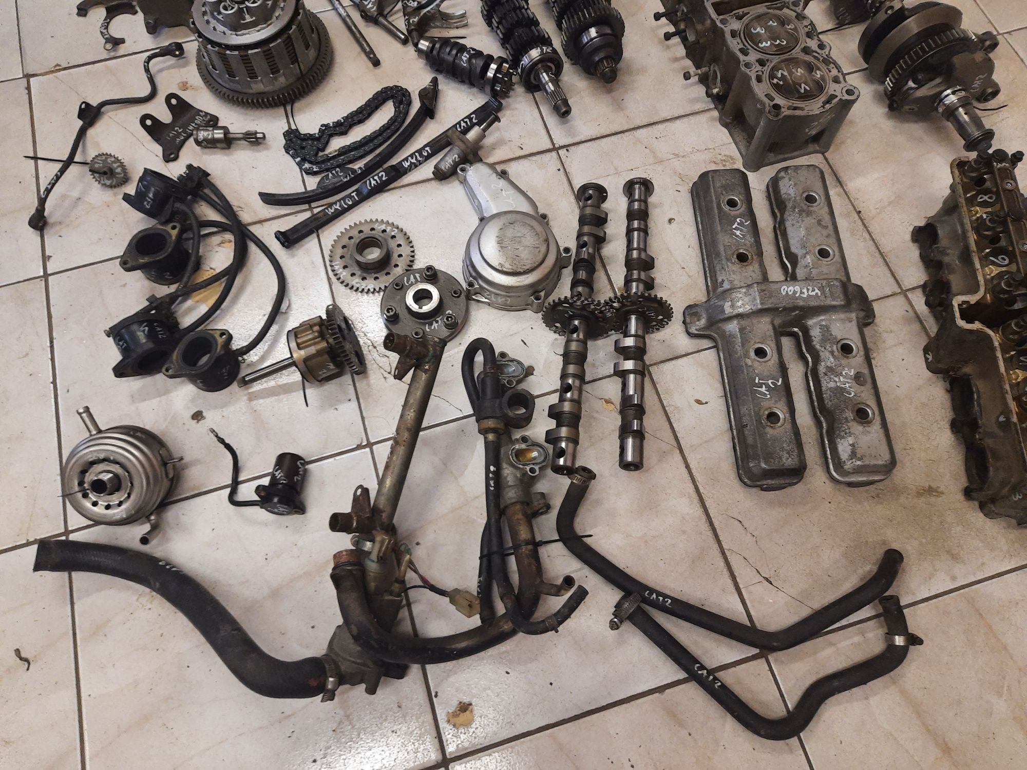 Yamaha YZF 600 Thundercat silnik części głowica wał cylinder wałek kap