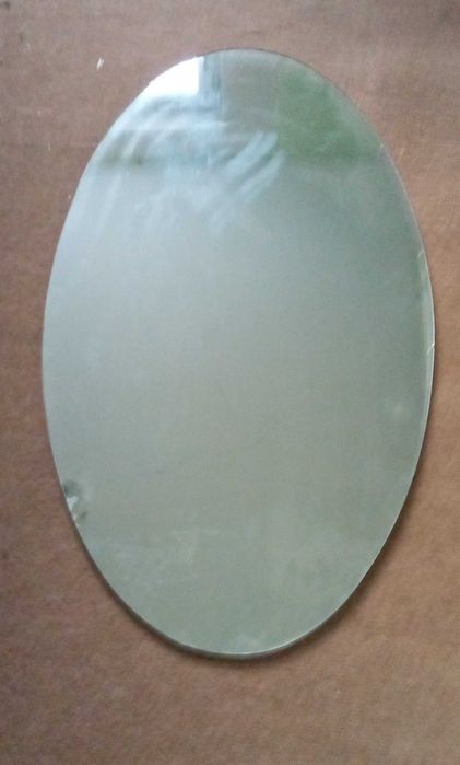 Дзеркало овальне з підвісом на стіну