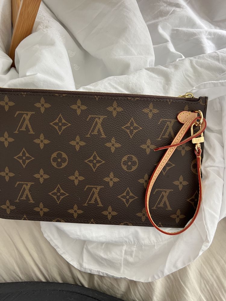 Louis Vuitton Pochette od neverfull nowa skóra