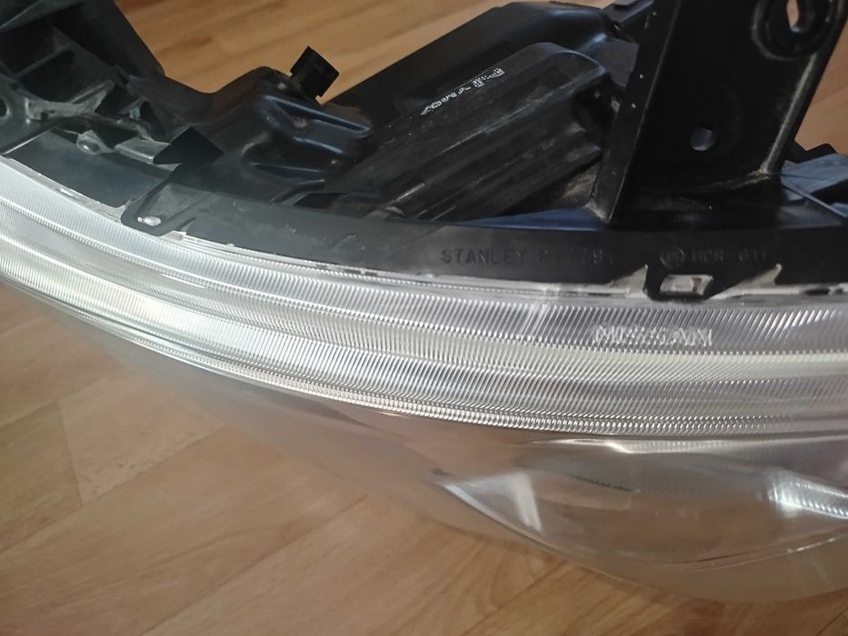 Фара Nissan Tiida Japan (Latio) рестайлинг