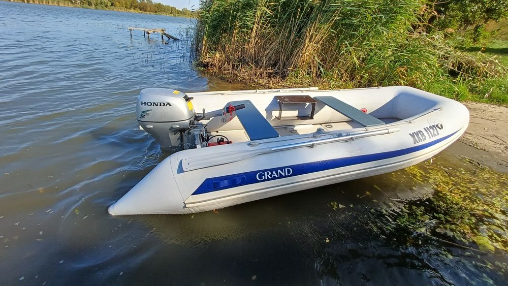 Човен GRAND C360 Двигун HONDA BF15