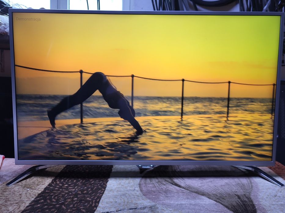 Philips 49 4k YouTube Netflix ambilight