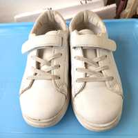 Детские белые кроссовки, 34 размер