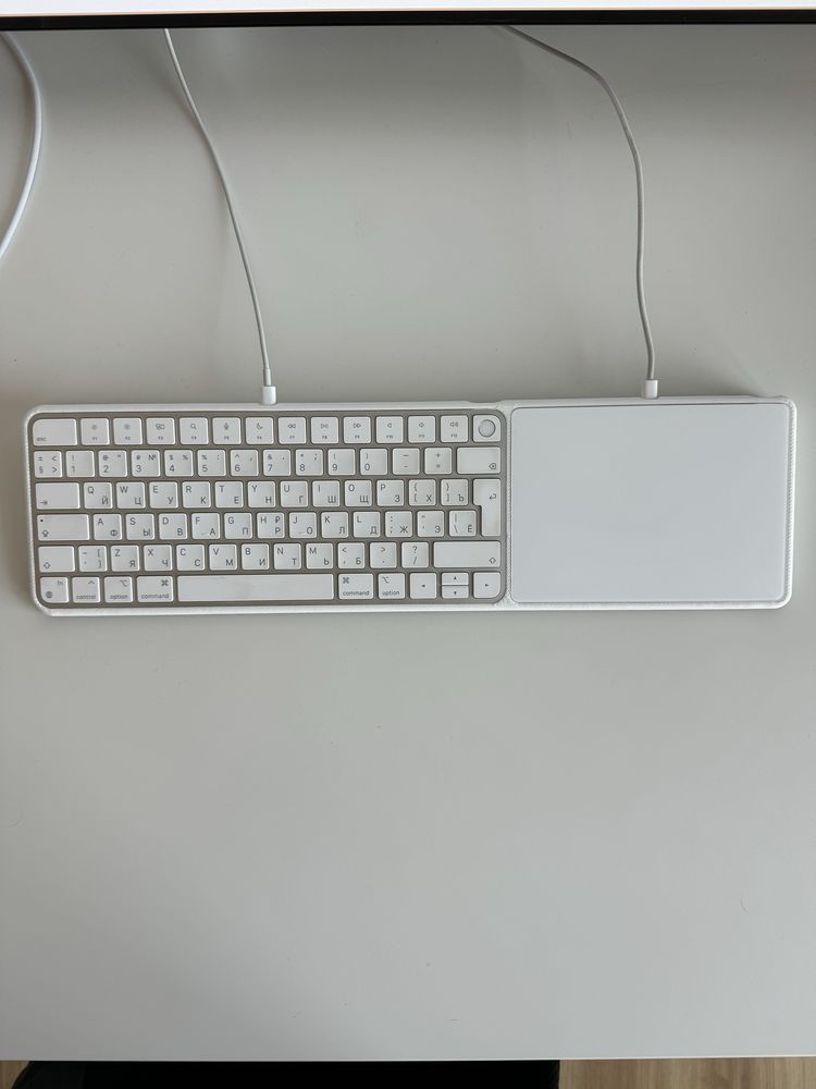 Łącznik do klawiatury i gładzika/Magic Bridge Apple Keyboard and Mouse