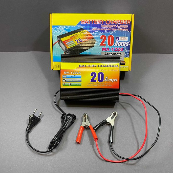 Металевий автомобільний зарядний пристрій на 12V 20A