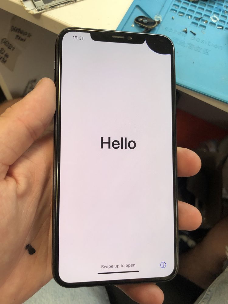 Продам экран айфон Apple iPhone 11 Pro Max с пятном