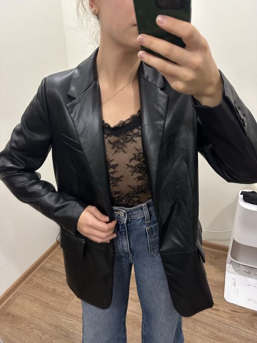 Шкіряний піджак чорний zara