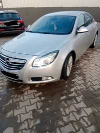 Opel Insignia 2,0 2009r.