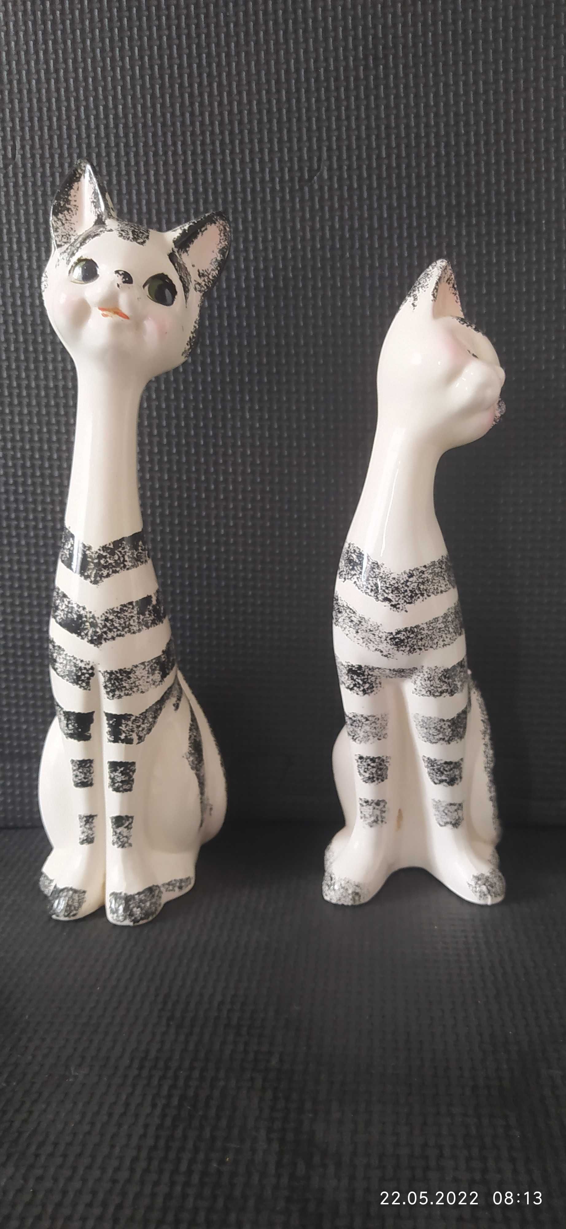 Kotki, koty rzeźby porcelanowe