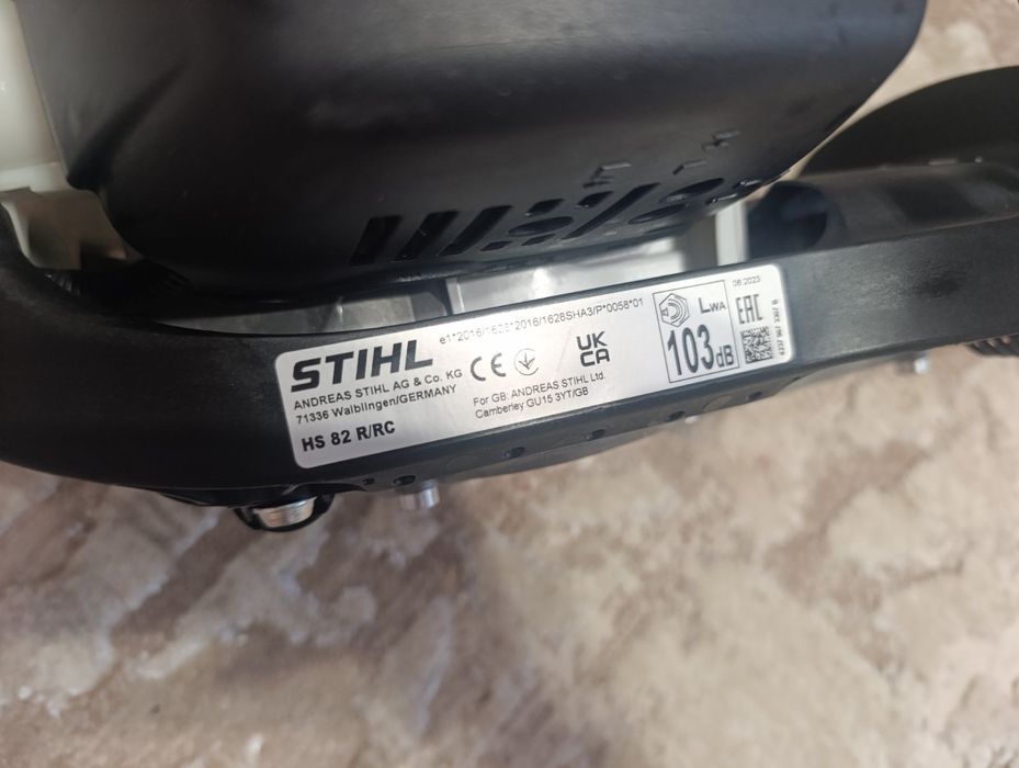 Кущоріз бензиновий Stihl hs 82 r