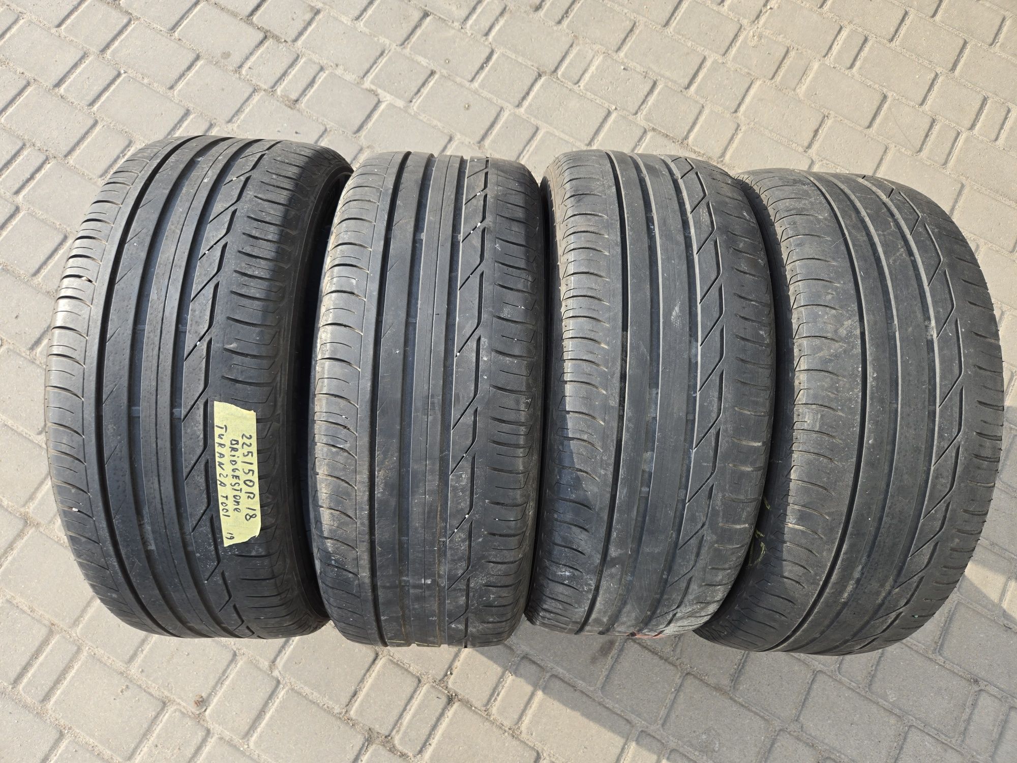225/50R18 Bridgestone Tesla model 3 235/45 18 Склад
