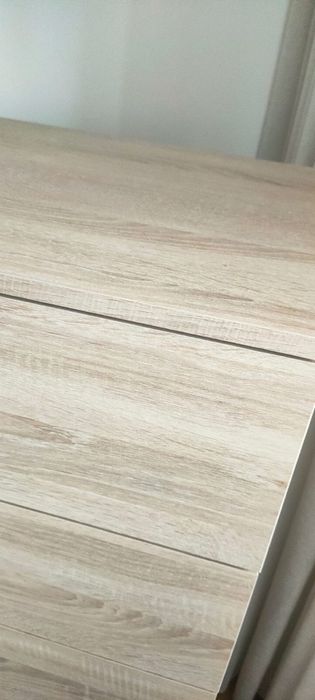 Cómoda/Camiseiro com 5 gavetas em carvalho